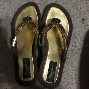 GRANDCO HEELED SANDALS